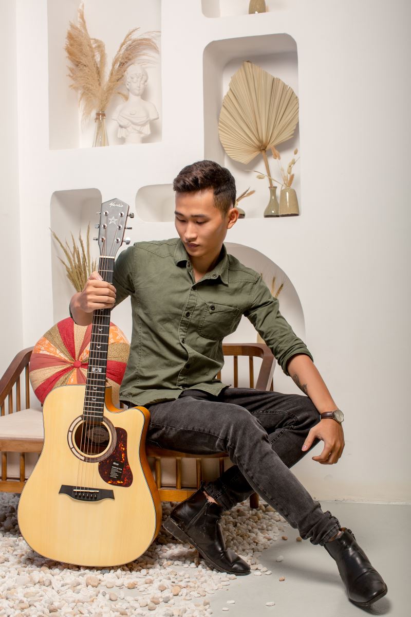 shop-dan-guitar-quang-ninh 6